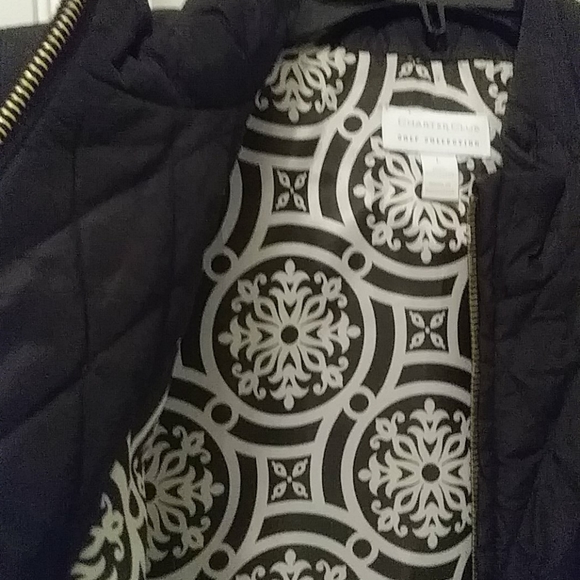 CHARTER CLUB GOLF COLLECTION PUFFER VEST - Picture 3 of 4